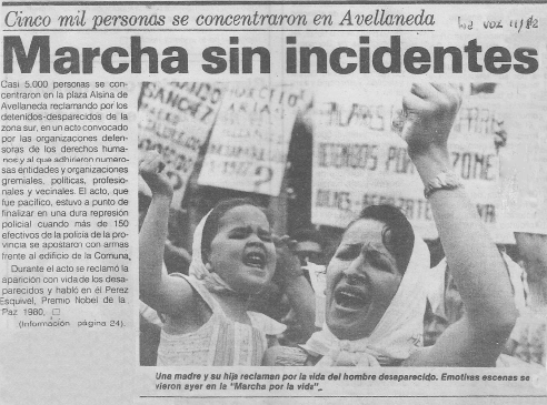 Fotografía de recorte de diario; Blanca Freitas (hija) reclama por la vida de Avelino,su hermano desaparecido, Diario La Voz, 26 de noviembre de 1982