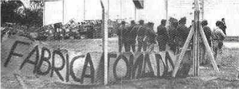 Fotografía sobre los obreros tomando una fábrica